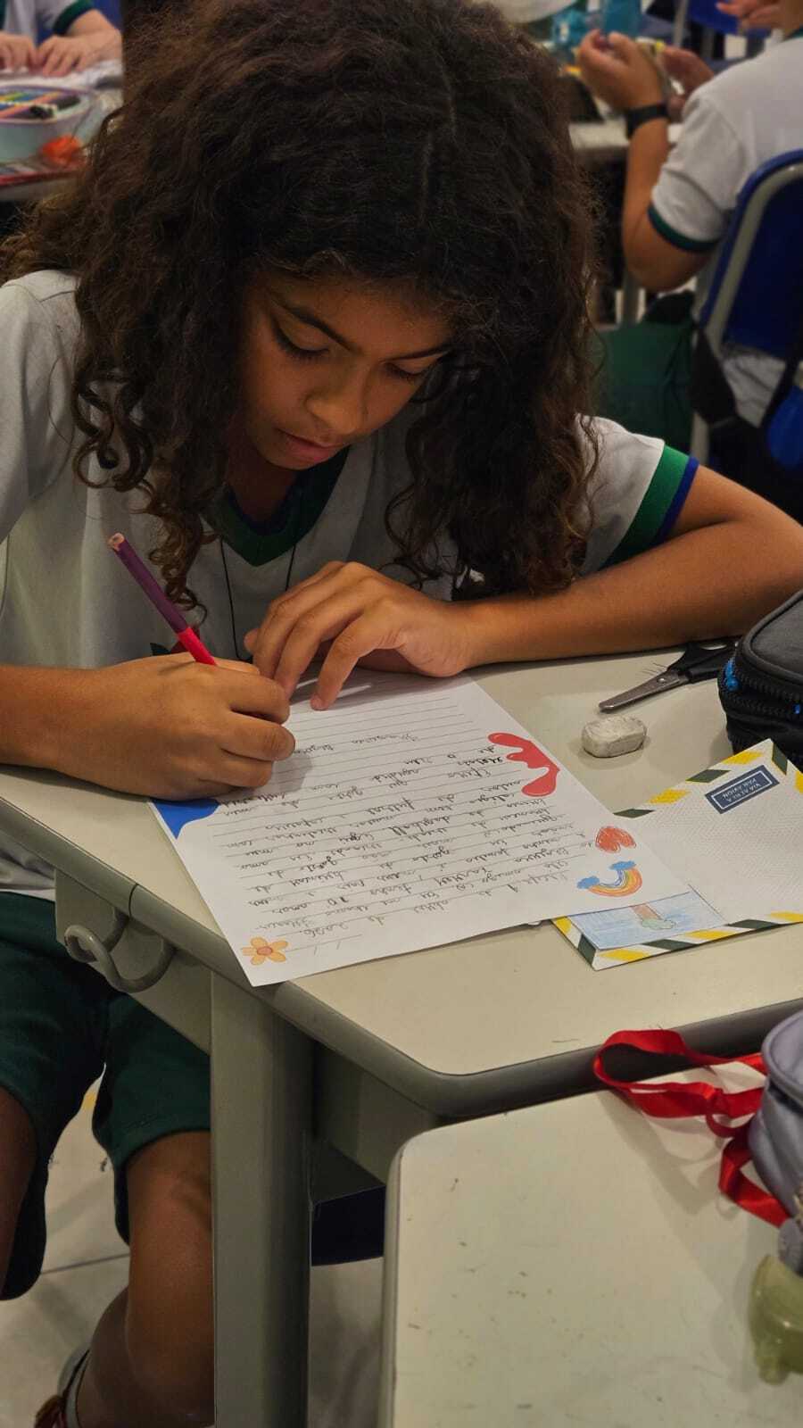 Cartas que Conectam Infâncias:&nbsp; Escrever vira encontro