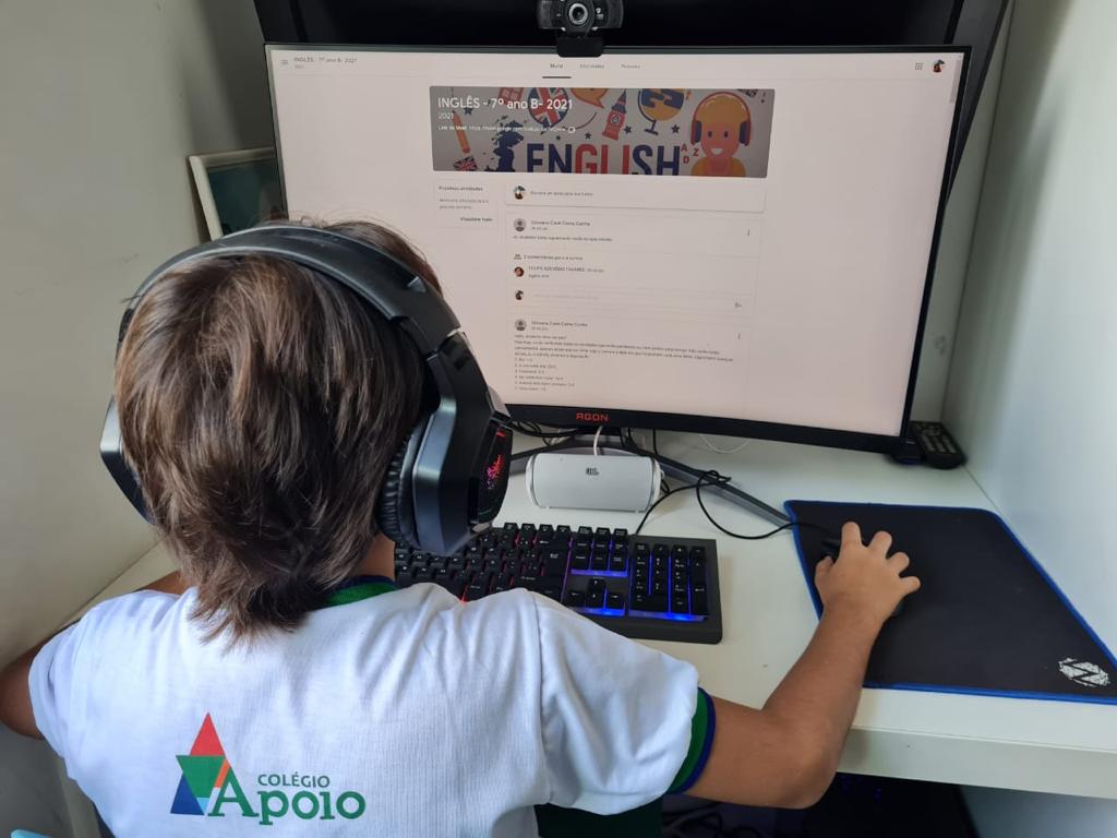 A exploração do Inglês no cotidiano da escola.