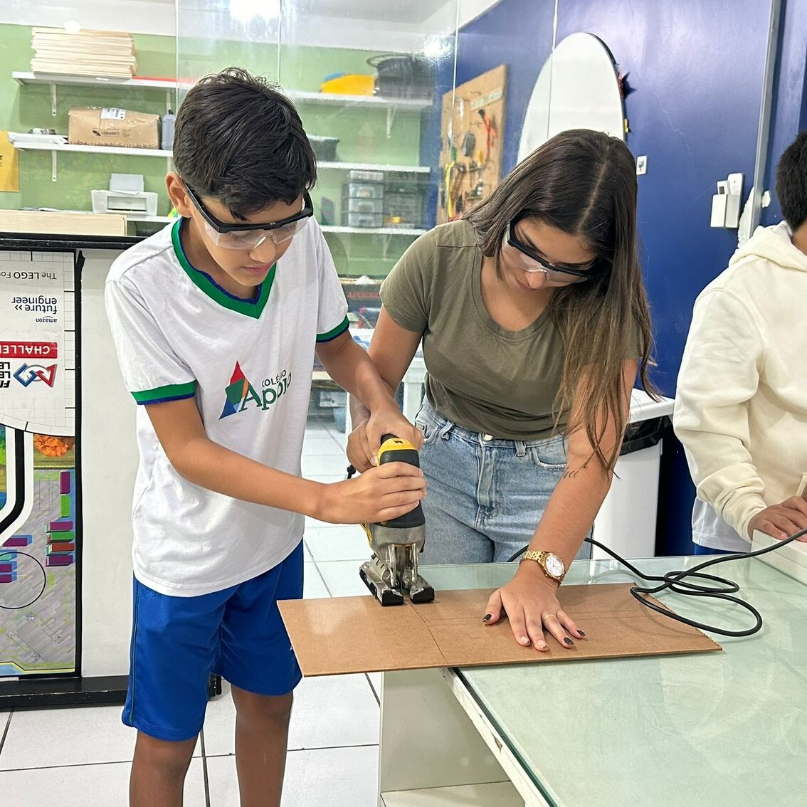 Conheça o Laboratório Maker do Colégio Apoio